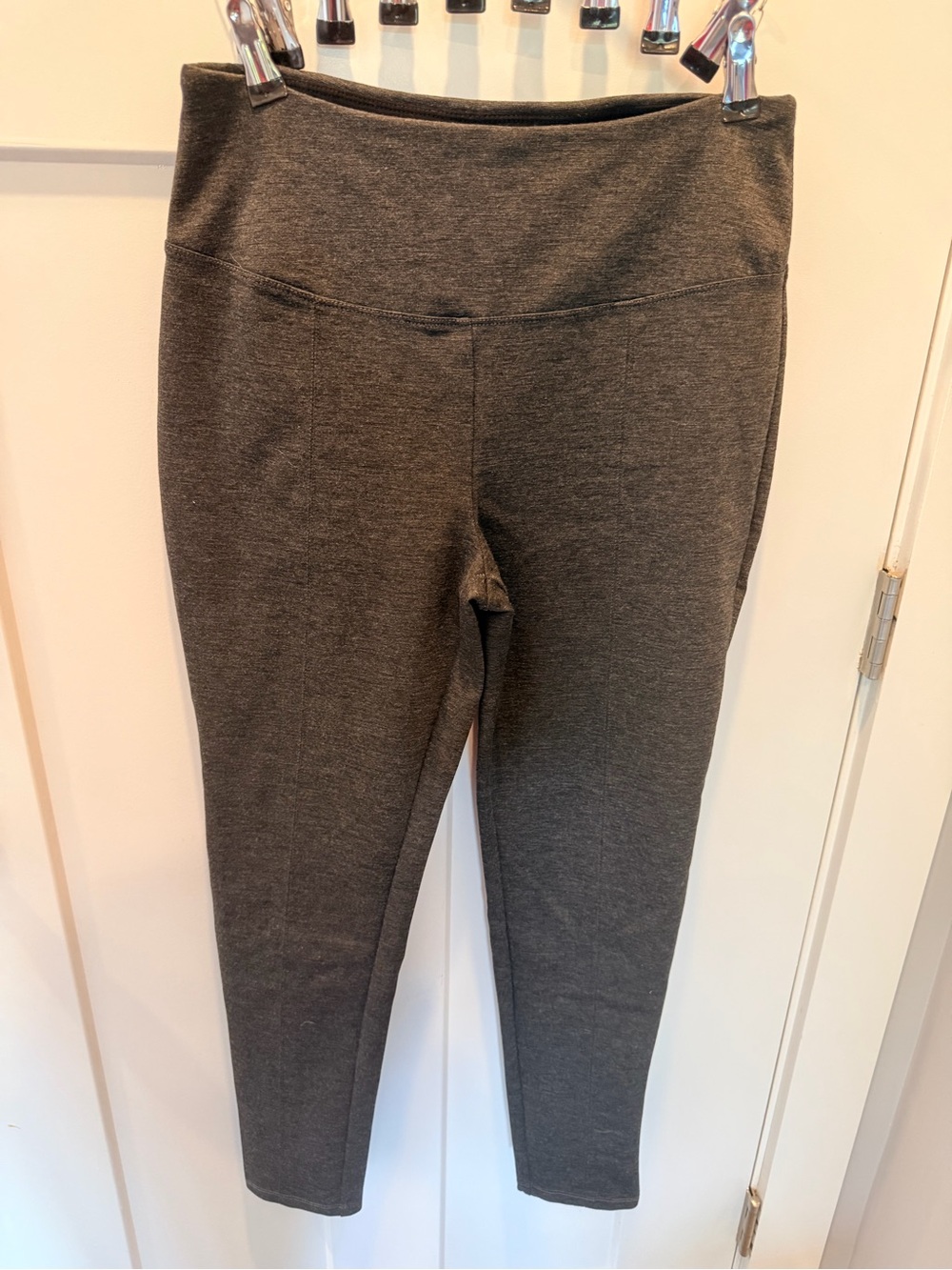 APT. 9 Charcoal Gray Ponte Leggings Pants Pull On Stretch Size L